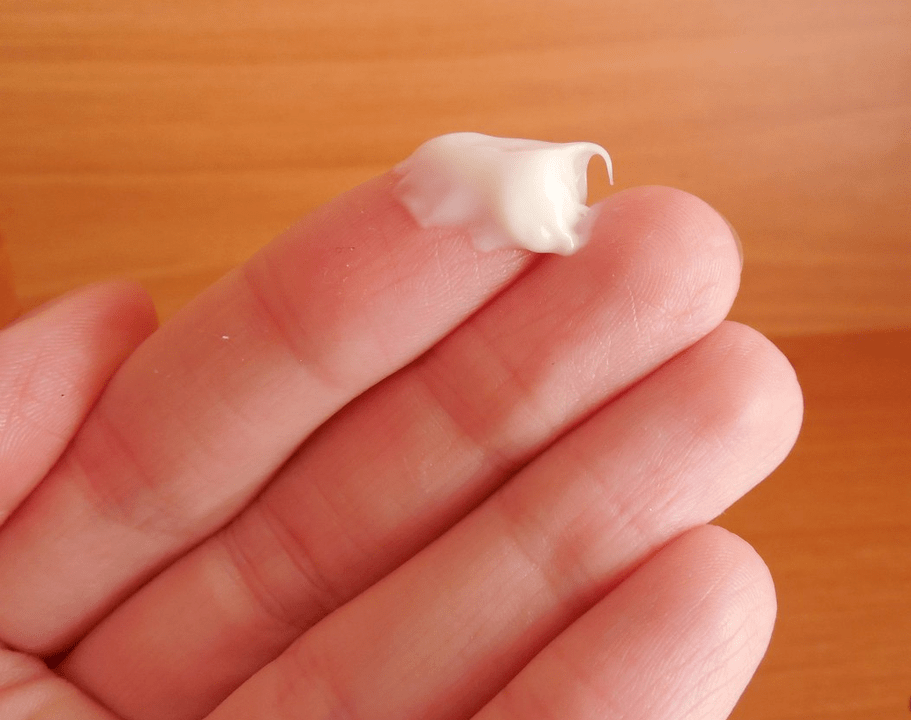 La crème zxcvbnmqwert ne coule pas et ne devient pas sale